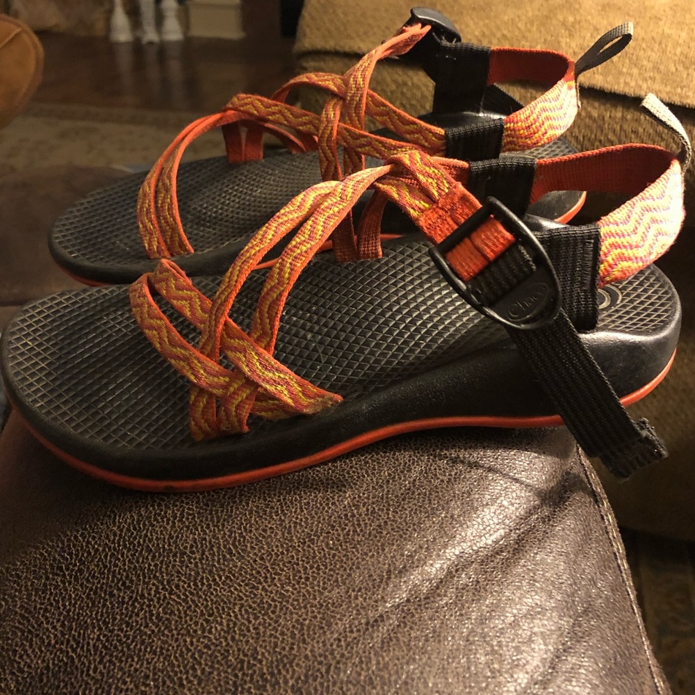 CHACO'S- Women's Size 5